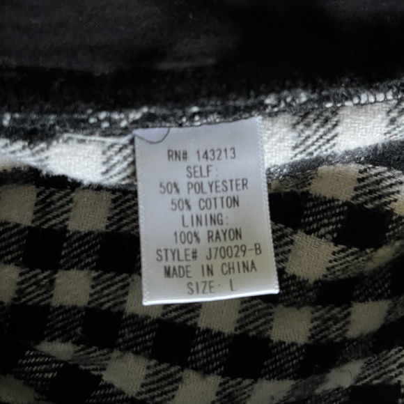 Buffalo Plaid / Check Shacket Topper Size Large - Picture 6 of 6
